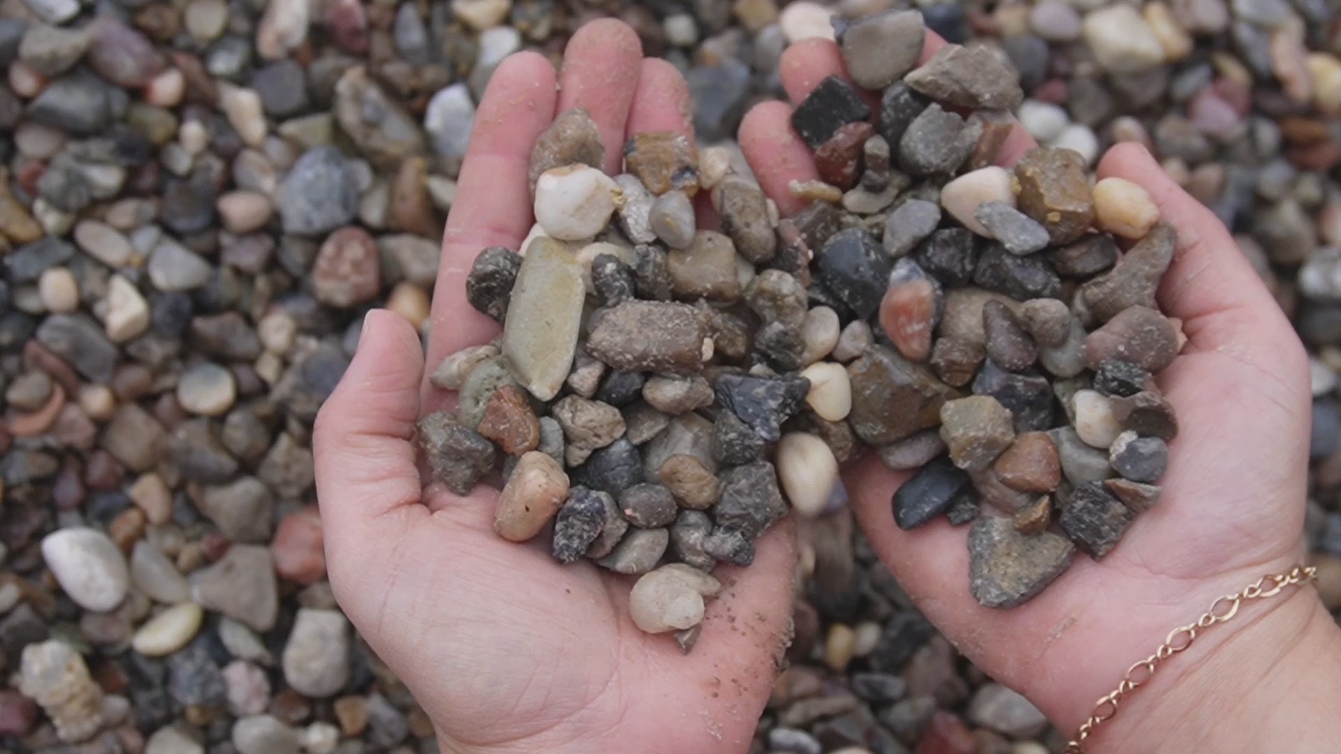 Load video: Rainbow Rock